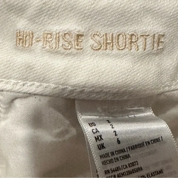 American Eagle Super Stretch  Hi Rise Shortie Distressed White Shorts Size 2 - Picture 7 of 10
